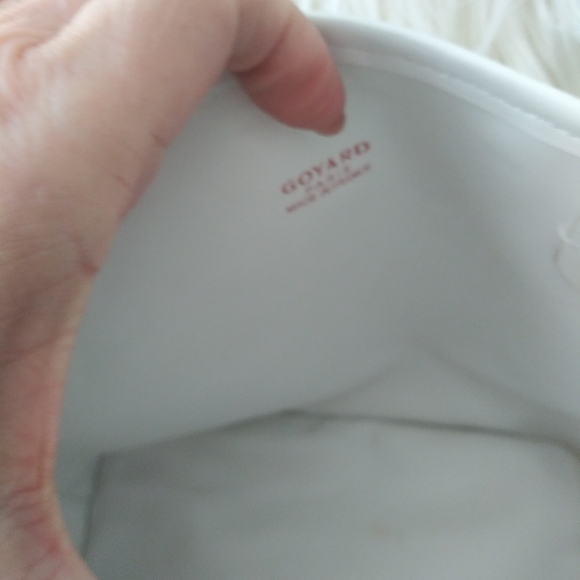 Very Cute Small Designer Bag - Picture 9 of 11